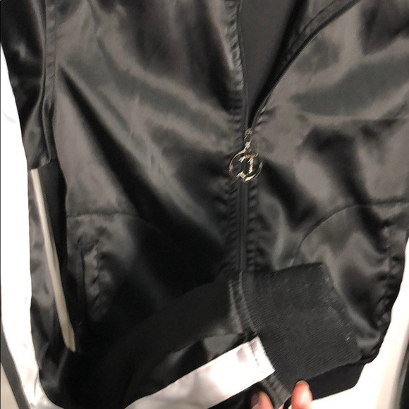 JLO by Jennifer Lopez  jacket in shinny satin - Picture 2 of 8